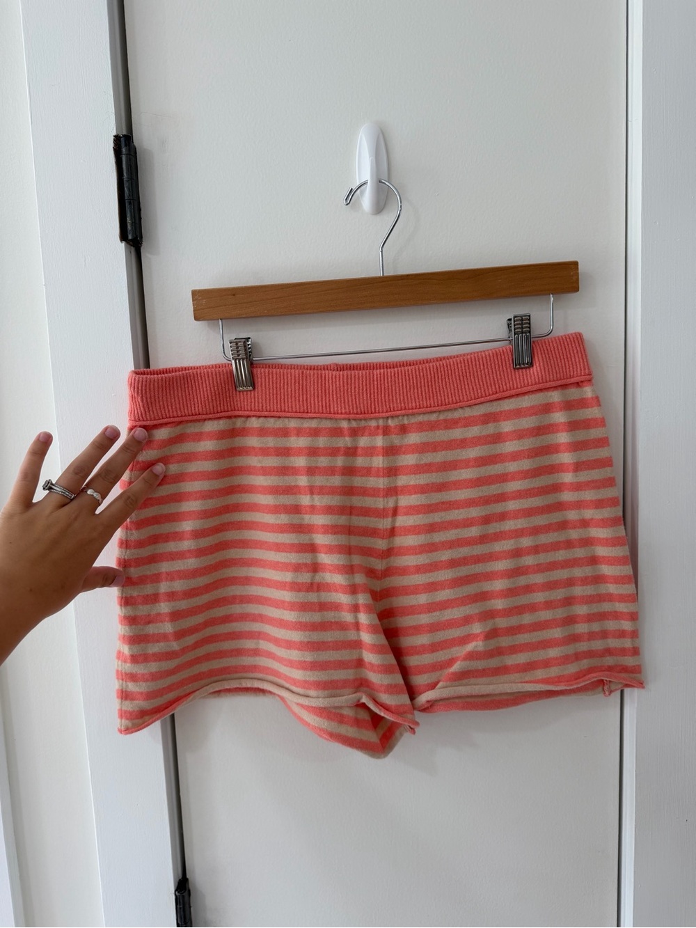 Aerie Pink Striped Knit Lounge Shorts Size Large
